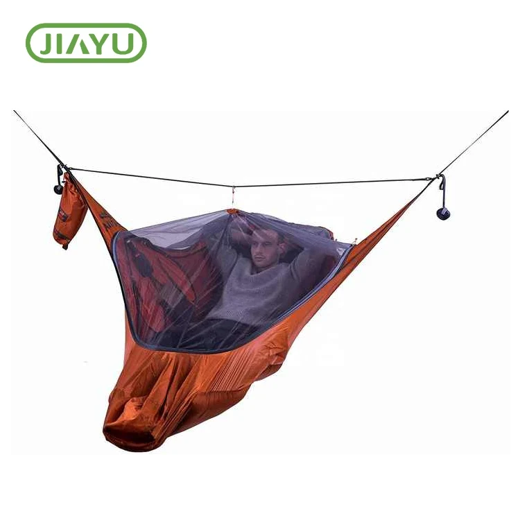 באַקקפּאַקקינג רייזע קעמפּינג האַממאָקק